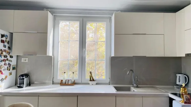 Tirane, jepet me qera apartament 2+1 Kati 3, 75 m² 650 € (21 dhjetori)