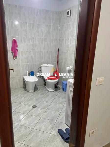 Tirane, shitet apartament 1+1 , 78 m² 110.000 € 