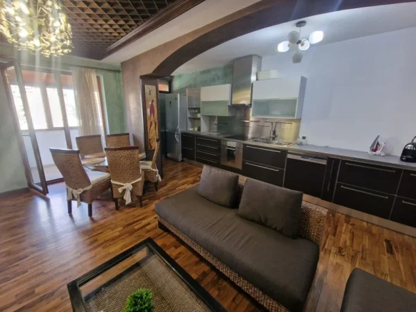 Tirane, shitet apartament 2+1 Kati 7, 114 m² (Abdyl frasheri)