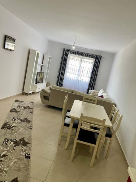 Tirane, jepet me qera apartament 3+1+Aneks+Ballkon Kati 2, 130 m² 800 € (Kinostudio te Andi Konstruksion)