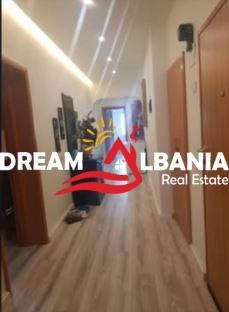 Tirane, jepet me qera apartament 2+1 , 80 m² 500 € 
