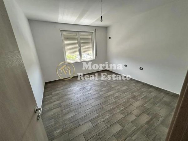 Tirane, jepet me qera apartament 2+1 Kati 3, 100 m² 350 € (Porcelan-Rruga Xhanfize Keko)