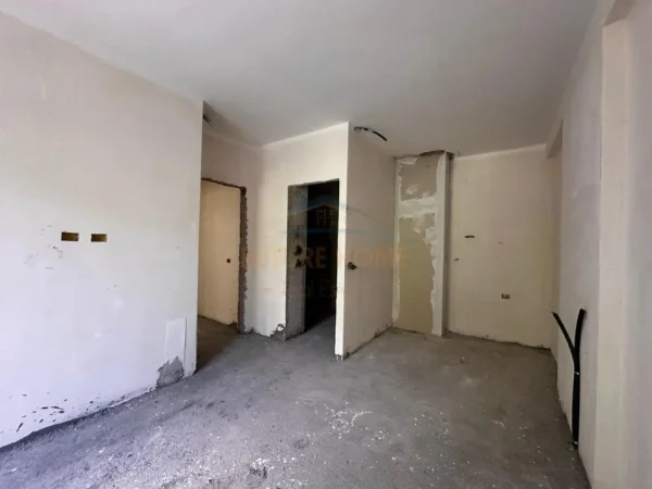 Shitet, Apartament 2+1+2, Xheluks Residence, Rruga e Elbasanit