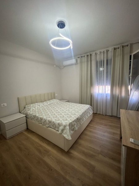 Tirane, jepet me qera apartament 2+1 Kati 5, 80 m² 750 € (Rruga e kavajes)