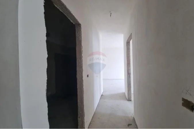 Tirane, shitet apartament 2+1 , 91 m² 98.000 € (Univers City)