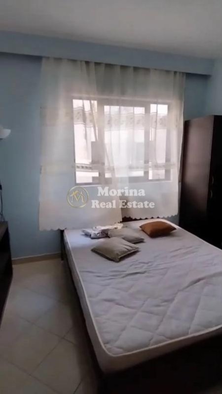 Tirane, jepet me qera apartament 1+1 Kati 2, 65 m² 300 € (Fresku-Rruga e Teleferikut)