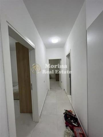 Tirane, jepet me qera apartament 2+1+Ballkon Kati 3, 112 m² 400 € (Kamez)