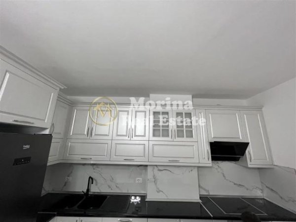Tirane, jepet me qera apartament 2+1+Ballkon Kati 3, 112 m² 400 € (Kamez)