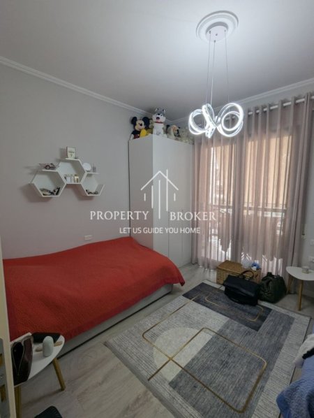 Tirane, jepet me qera apartament 2+1+Aneks+Ballkon Kati 5, 86 m² 800 € (Don Bosko)