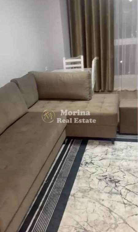 Tirane, jepet me qera apartament 1+1 Kati 3, 70 m² 500 € (Rruga 5 Maji)