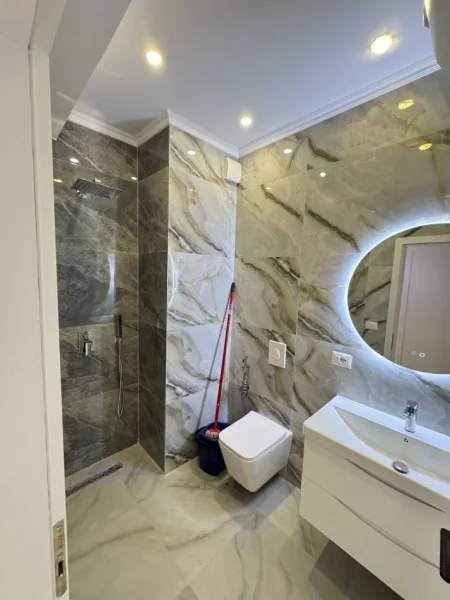 Tirane, shitet apartament 1+1+Ballkon Kati 5, 56 m² 88.000 € (Astir)