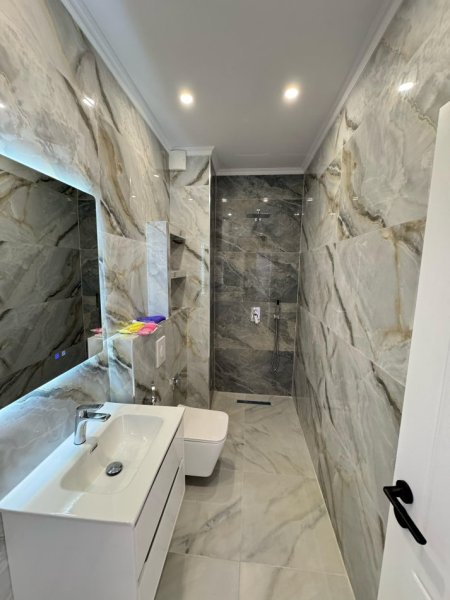 Tirane, shitet apartament 1+1+Ballkon Kati 5, 56 m² 88.000 € (Astir)