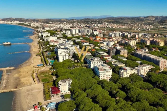 Golem, shitet toke, 700 m² 57,000 € (GOLEM , BRENDA HEKURUDHES)