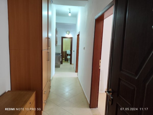 Tirane, jepet me qera apartament 2+1 Kati 2, 65 m² 400 € (Shallvaret)