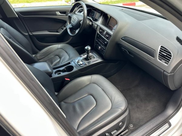 Tirane, shes makine AUDI A4 2.0 Nafte, e bardhë automatik Klima 208.000 km