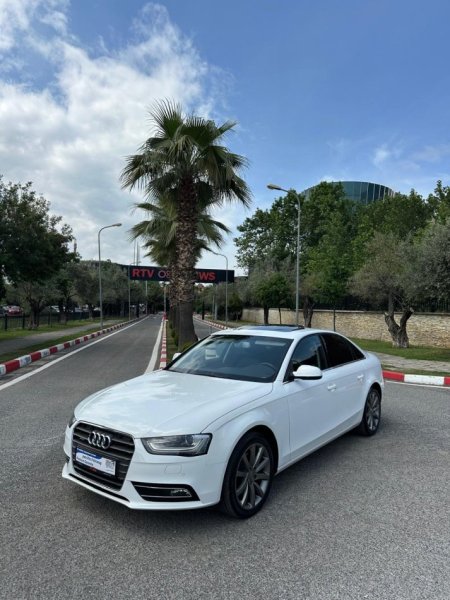 Tirane, shes makine AUDI A4 2.0 Nafte, e bardhë automatik Klima 208.000 km
