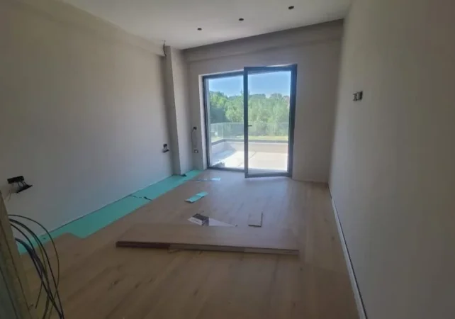 Tirane, shitet apartament 2+1 Kati 2, 104 m² 190.000 € (Liqeni i thate)