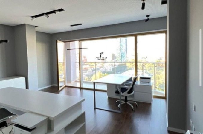 Tirane, jepet me qera zyre Kati 2, 106 m² 1.200 € (MINE PEZA)