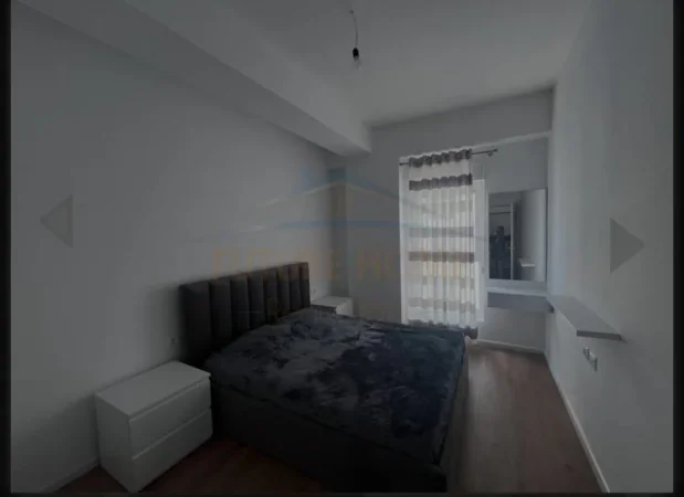Tirane, jap me qera apartament 1+1+Ballkon Kati 5, 61 m² 450 € (KOMPLEKSI KAIMI)