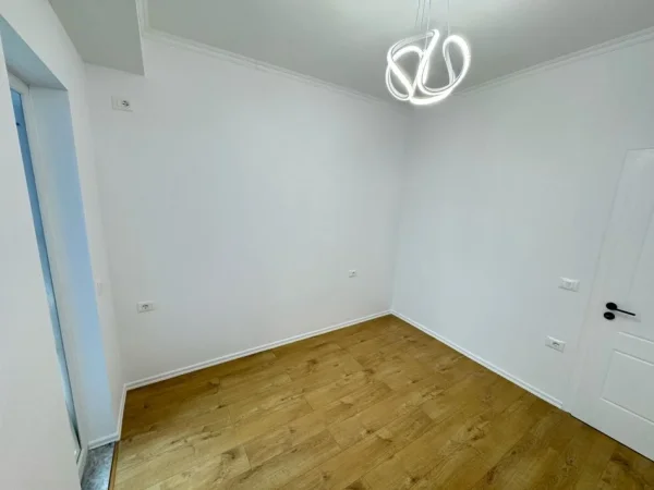 Tirane, shitet 1+1 Kati 5, 60 m² 93.000 € (Astir)