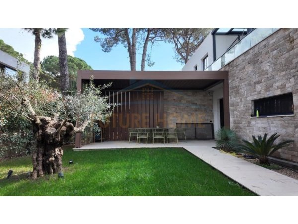 Gjiri Lalezit | Hamallaj, shitet Vile 3+1 , 340 m² 800.000 € (Gjiri i Lalezit)