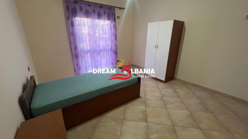 Tirane, jepet me qera apartament 3+1+Ballkon Kati 2, 140 m² 500 € (Tek rruga Sali Nivica – Tregu Elektrik, ID 4251389)