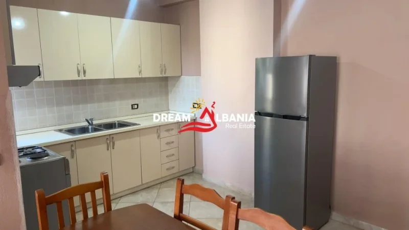 Tirane, jepet me qera apartament 2+1+Ballkon Kati 2, 140 m² 450 € (Tek rruga Sali Nivica – Tregu Elektrik, ID 4251389)