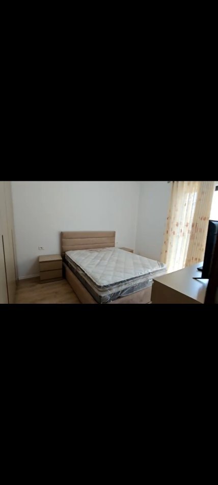Tirane, jepet me qera apartament 2+1 Kati 4, 115 m² 750 € (Farmacia 10)