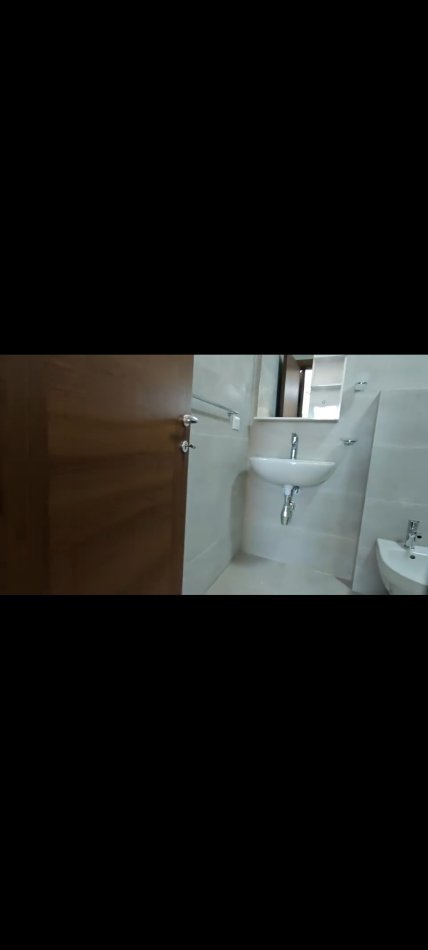 Tirane, jepet me qera apartament 2+1 Kati 4, 115 m² 750 € (Farmacia 10)