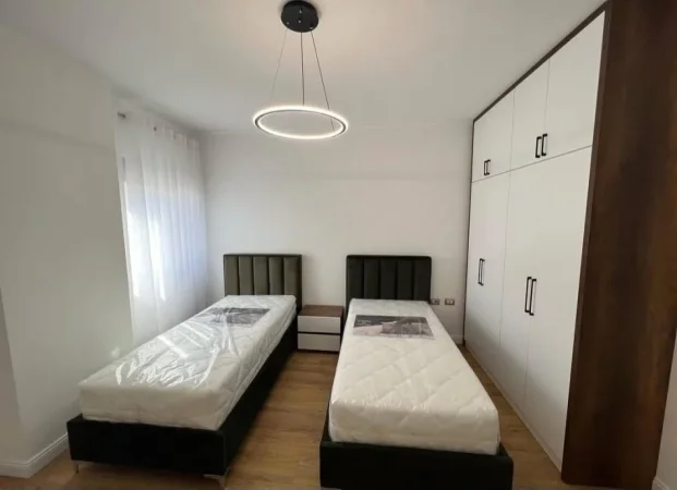 Tirane, shitet apartament 2+1 Kati 6, 108 m² 146.000 € (Astir)