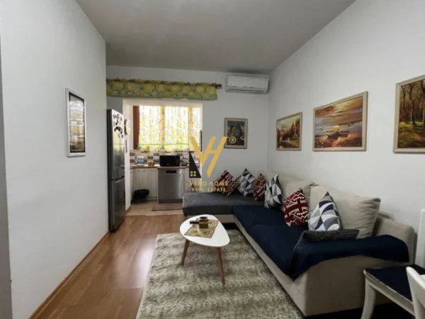 Tirane, shitet apartament 3+1+Ballkon Kati 1, 98 m² 200.000 € (RRUGA E KAVAJES)