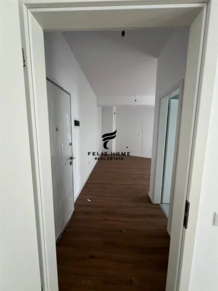 Tirane, shitet apartament 1+1+Ballkon Kati 5, 60 m² 100.000 € (ALI DEMI)