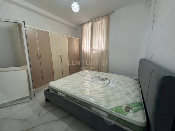 Tirane, jepet me qera apartament 1+1 Kati 1, 50 m² 430 € (Rruga e Kavajes!)