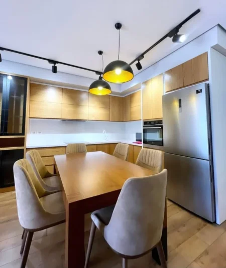 Tirane, shitet apartament 1+1 Kati 4, 112 m² 159.000 € (Misto mame)