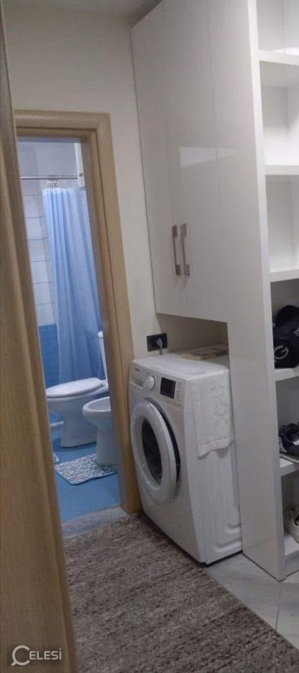 Tirane, jepet me qera apartament 1+1+Ballkon Kati 4, 60 m² 400 € (RESTORANT DURRESI)