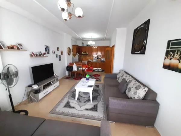 Tirane, shitet apartament 1+1+Ballkon Kati 5, 72 m² 105.000 € (Ne Don Bosko, prane Xhamise - ID 4111920)