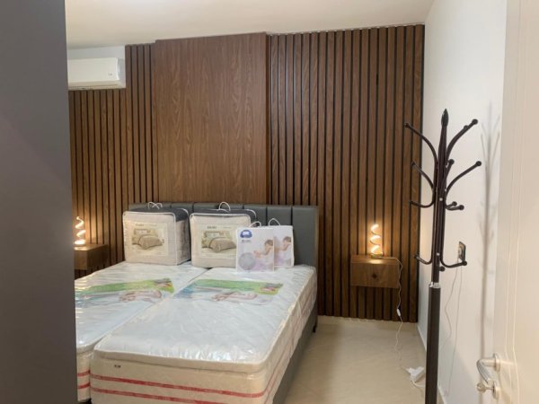 Vlore, jepet me qera apartament 2+1+Aneks+Ballkon Kati 4, 100 m² 750 € (Murat Terbaci)