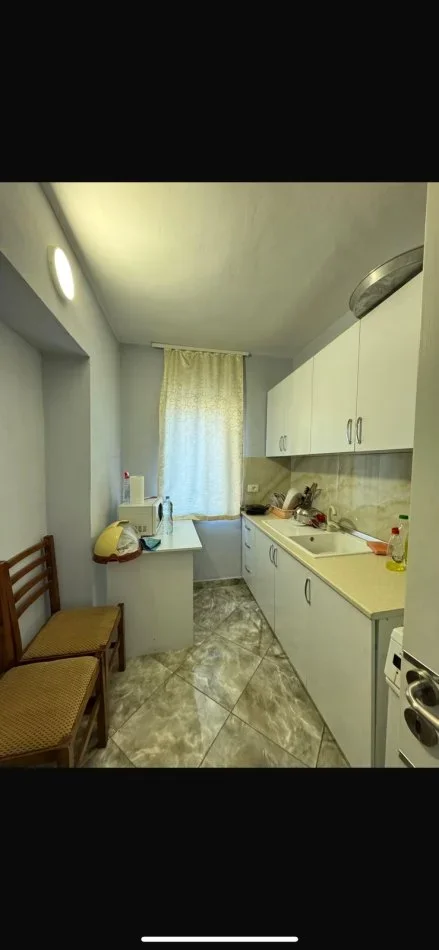 Tirane, shitet apartament 1+1 Kati 2, 56 m² 115.000 € (Rruga e Dibres)