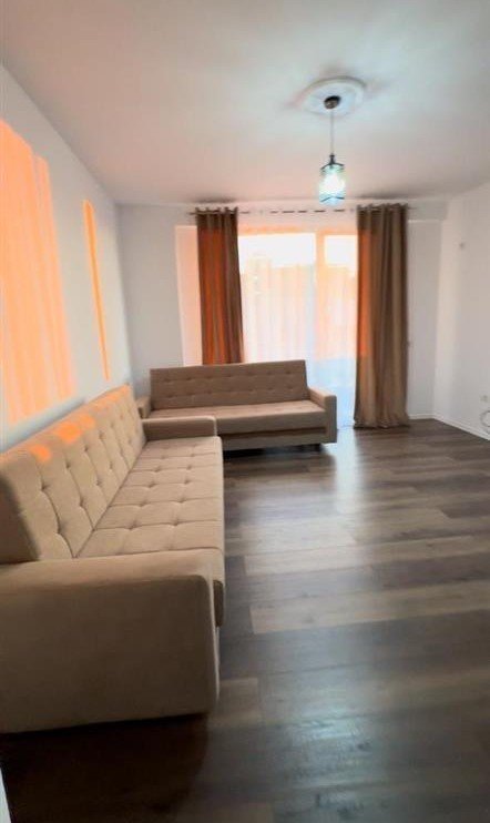 Tirane, jepet me qera apartament 2+1 Kati 4, 87 m² 450 € (Kompleski Tom Doshi)