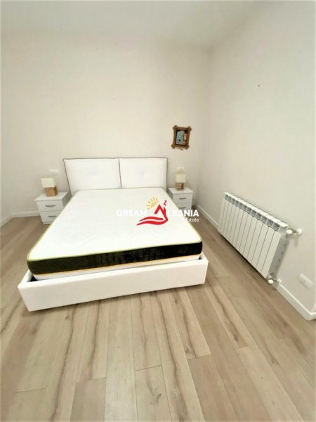 Tirane, jepet me qera apartament 2+1+Ballkon Kati 2, 90 m² 480 € (Ne Sauk, prane Senatoriumit - ID 42214236)