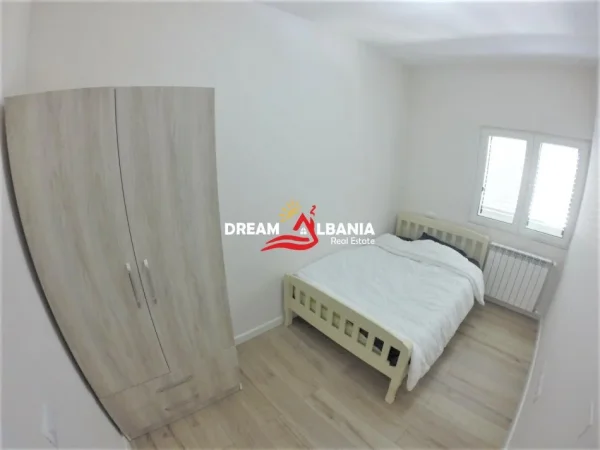 Tirane, jepet me qera apartament 2+1+Ballkon Kati 2, 90 m² 480 € (Ne Sauk, prane Senatoriumit - ID 42214236)