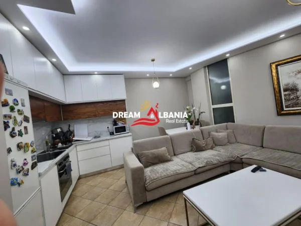Tirane, shitet 1+1 Kati 3, 75 m² 85.000 € (Ne rrugen Aleksander Marteli, Shkoze - ID 41111036)