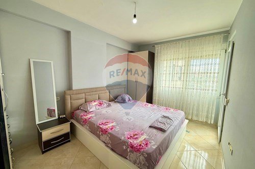 Tirane, jepet me qera apartament 2+1+Aneks+Ballkon Kati 5, 100 m² 550 € (Astir)