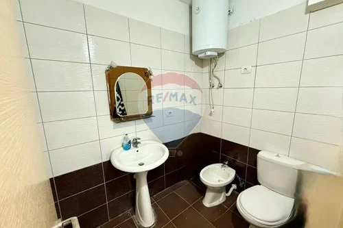 Tirane, jepet me qera apartament 2+1+Aneks+Ballkon Kati 5, 100 m² 550 € (Astir)