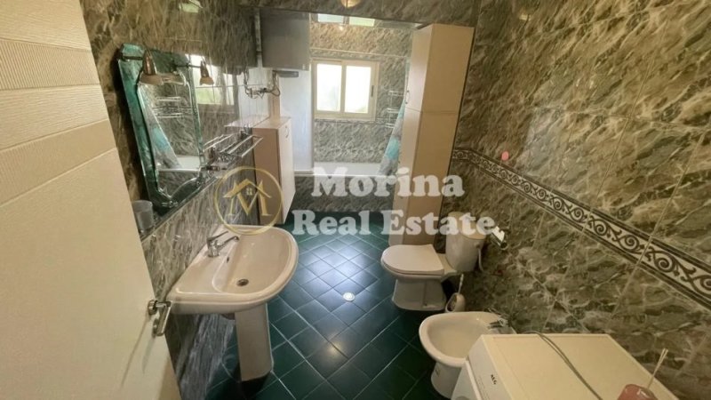 Tirane, jepet me qera apartament 3+1 Kati 3, 130 m² 600 € (Stadiumi Dinamo)
