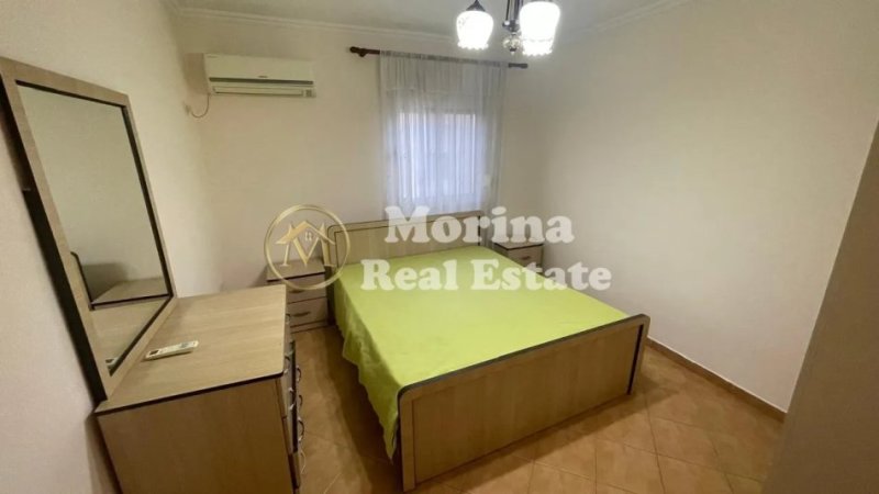 Tirane, jepet me qera apartament 3+1 Kati 3, 130 m² 600 € (Stadiumi Dinamo)