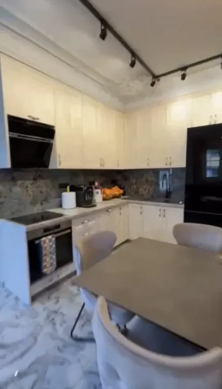 Durres, shitet apartament 1+1+Ballkon Kati 2, 70 m² 120.000 € 