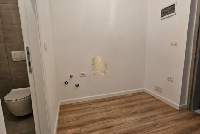 Tirane, shitet apartament 1+1 Kati 5, 44 m² 106.000 € (Rruga Muhamet Gjollesha)