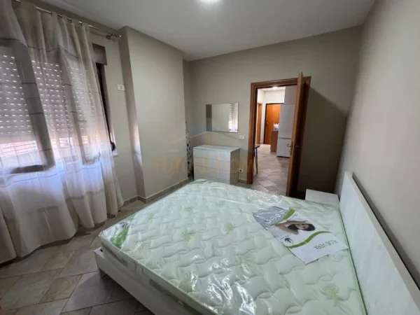 Tirane, jepet me qera apartament 1+1 Kati 15, 65 m² 650 € (Qera, Apartament 1+1, Qendër , Tiranë.)