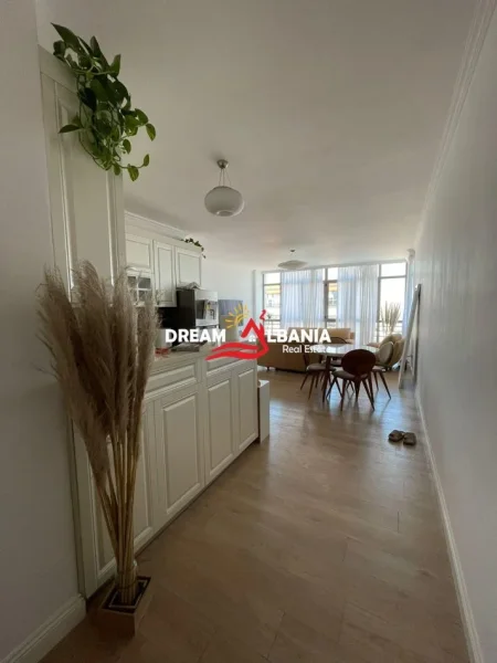 Tirane, jepet me qera apartament 2+1+Ballkon Kati 7, 107 m² 600 € (Ne kompleksin Tower Brigde 1 - ID 42214963)